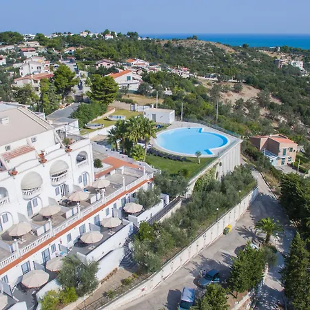 Aparthotel Coppitella, & Vieste