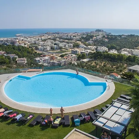 Coppitella, & Aparthotel 3*